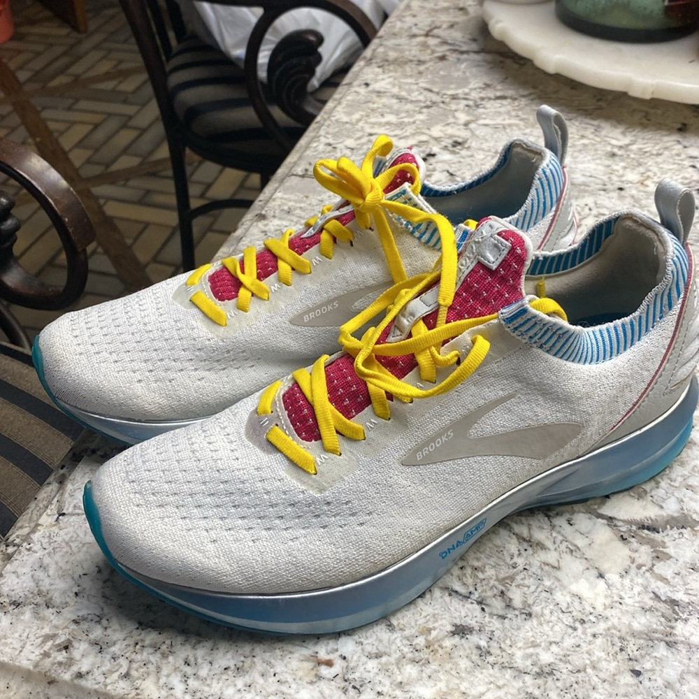 Brooks women sneakers - Picture 17 of 17